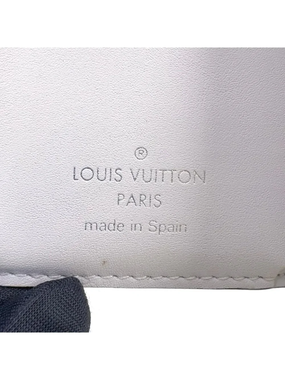 Louis Vuitton Discovery Compact Wallet Leather White Silver